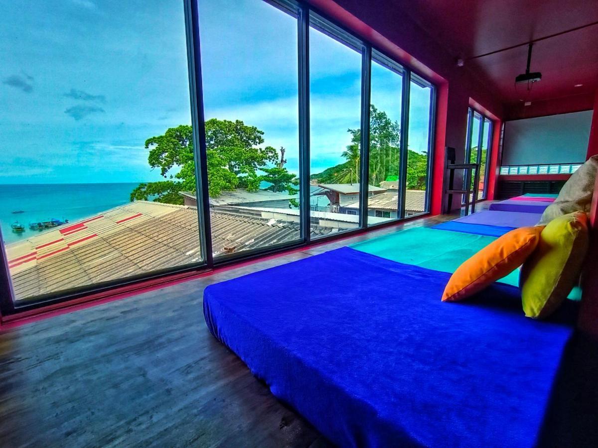Out! A Radically Inclusive Beach Hostel By Wild & Wandering Haad Rin Exterior foto